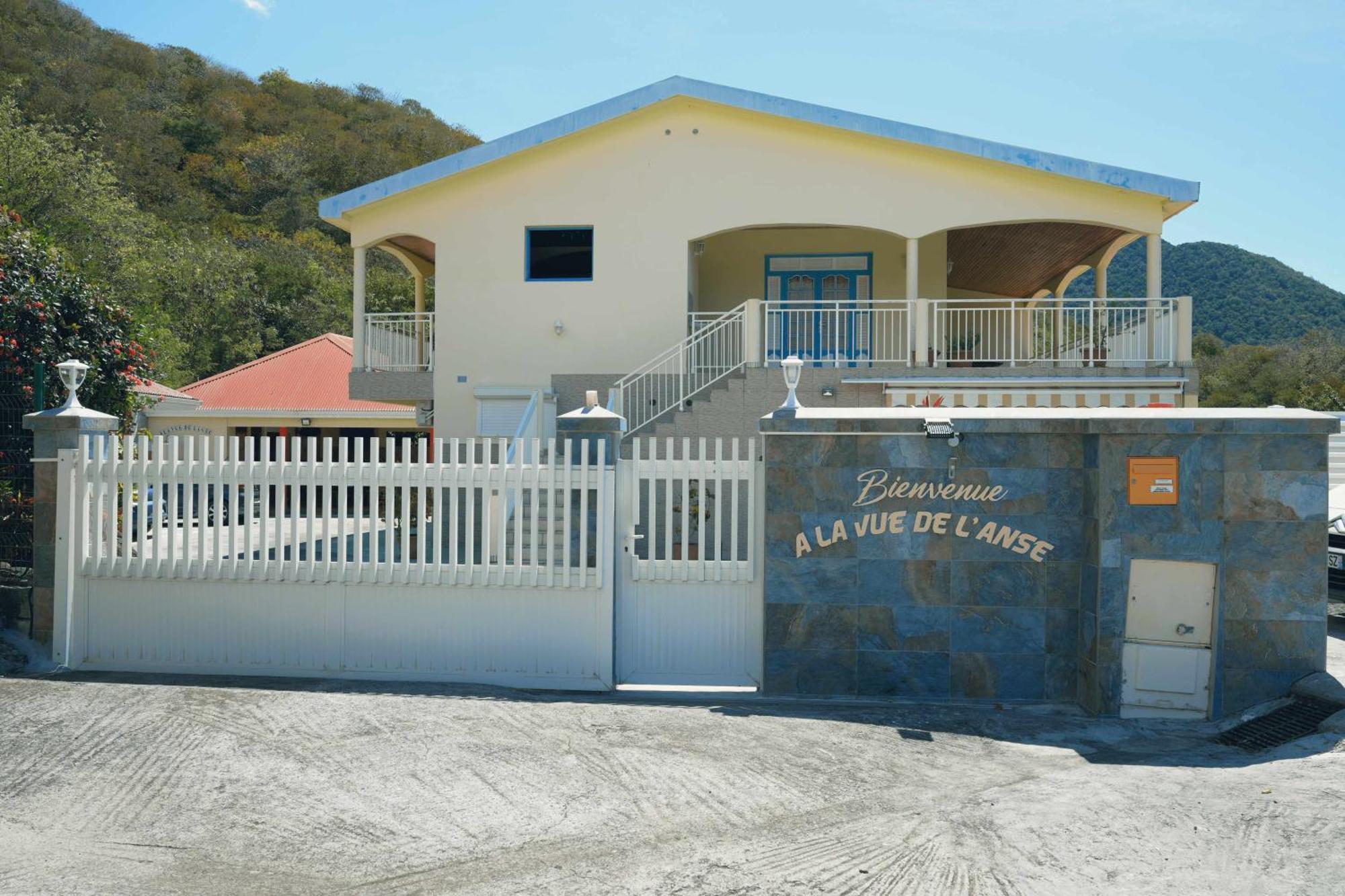 Appartamento À LA VUE DE l'ANSE - T2 - LES ANSES-D'ARLET - PETITE ANSE Fond Fleury Esterno foto